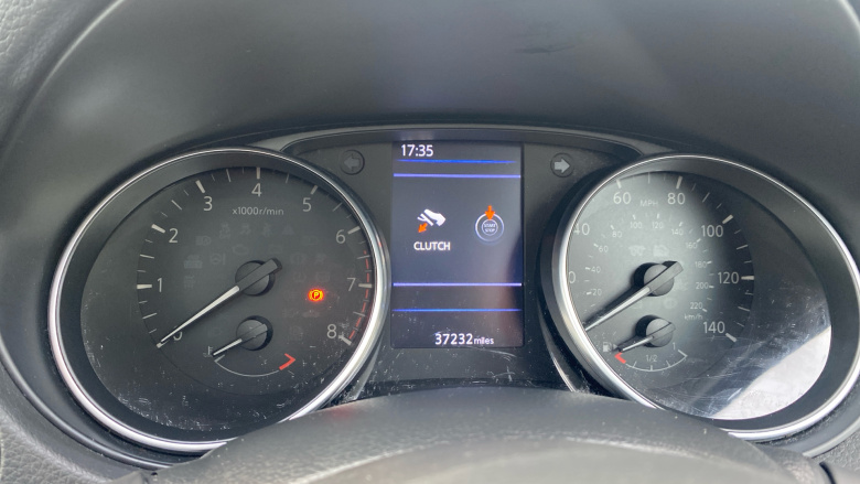 Nissan Qashqai 1.3 DiG-T N-Connecta 5dr Petrol Hatchback